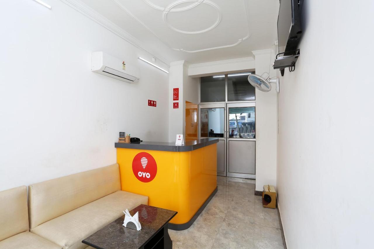 OYO 11306 SS Hotel Gorakhpur Exterior foto